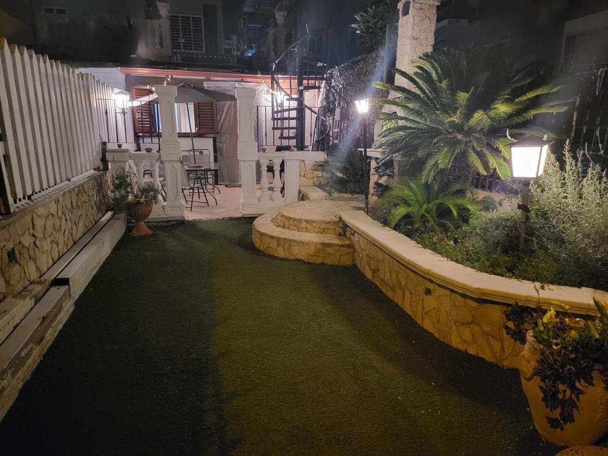 Pharos Villa Bari Exterior photo
